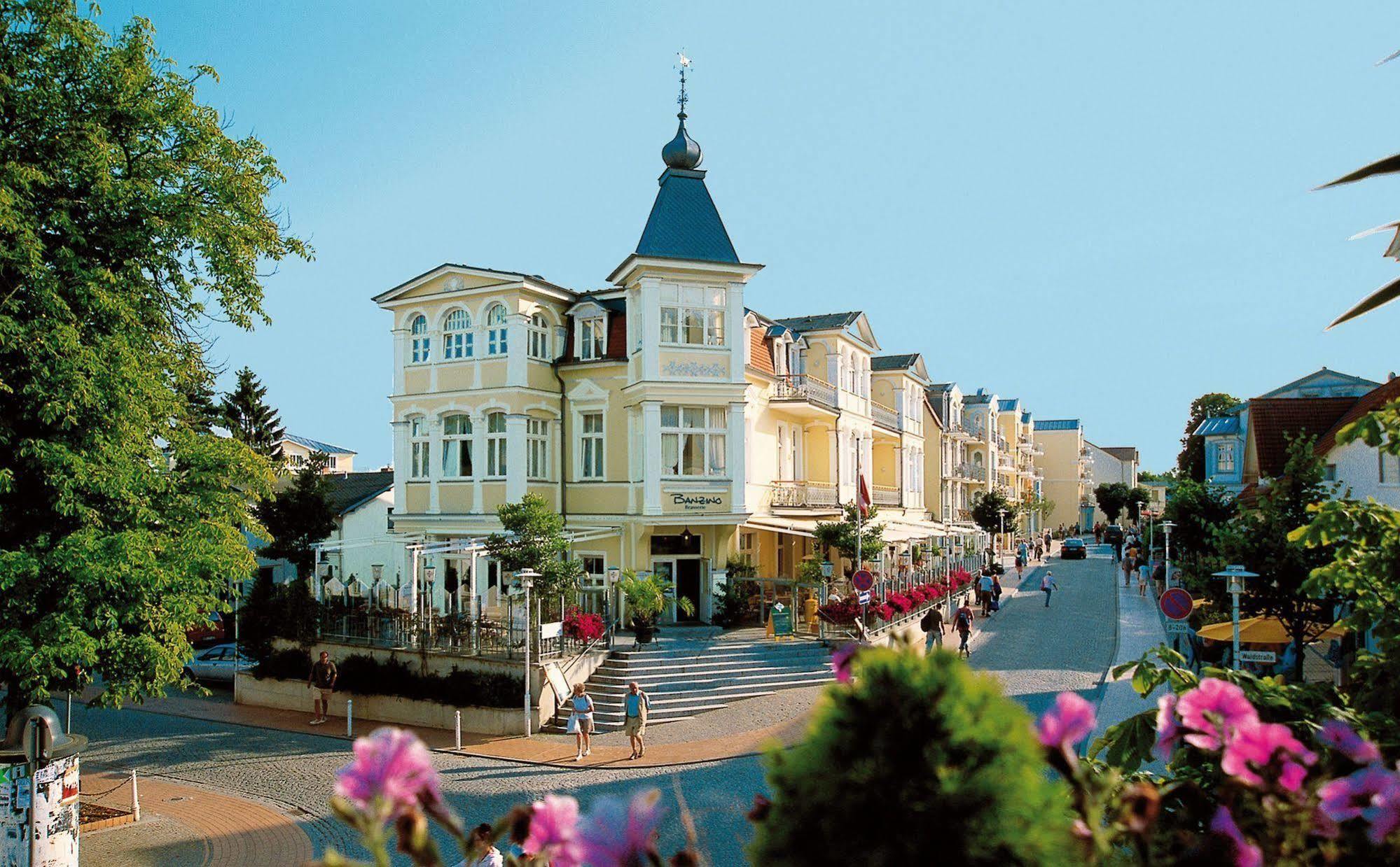 Hotel Zur Post - Ein Rovell Hotel Heringsdorf  Exterior photo