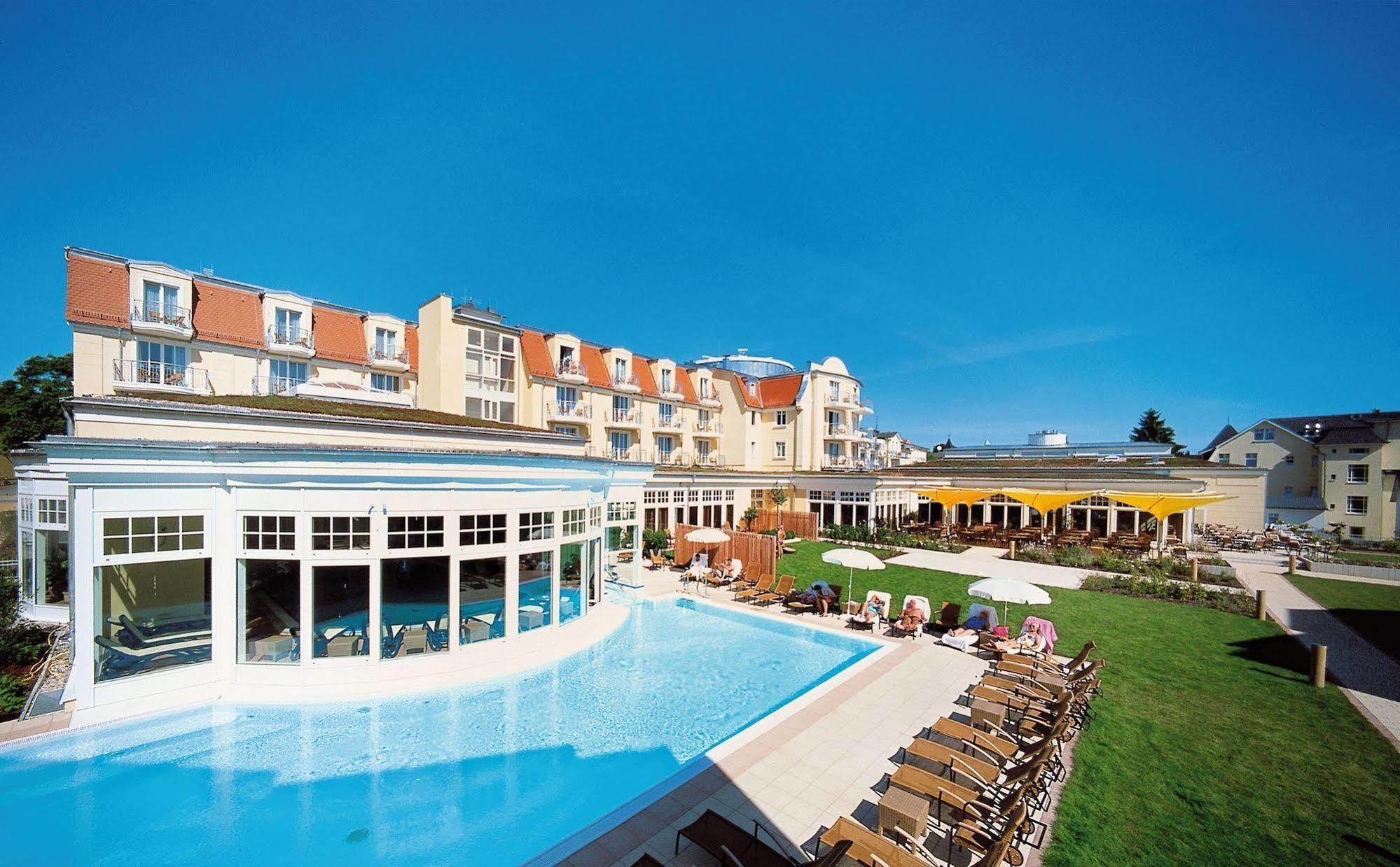 Hotel Zur Post - Ein Rovell Hotel Heringsdorf  Exterior photo